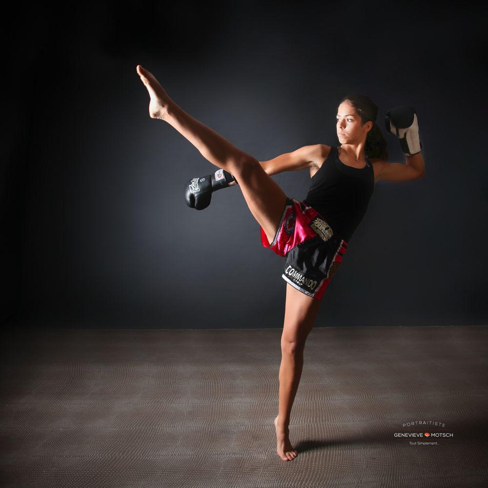 ines madouri, championne de France boxe thai